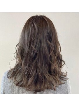 ビーズ ノイ(BEE´Z NEU) 透明感&アッシュ8.26ハイライトカラー