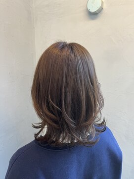 ラグヘアーワークス 草薙店(LAG HAIR WORKS) ミディアムレイヤー