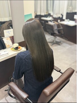 コビーバイジーナ 梅田茶屋町(Coby by Zina) オリーブカラー/髪質改善トリートメント【hina】