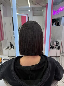 ロサ ファイブヘアー(Rosa..5Hair) 切りっぱなしボブ