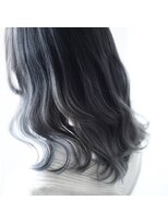 ニコリヘアワークス(nicori hair works)&nbsp;セミロング×グレー2.