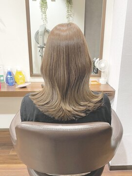 アルバ ヘアリゾート(ALBA) 【ALBAさわ】色落ちを活かしたブリーチなしミルクティー