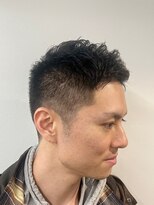リバティシェアバーバー 銀座2nd(LIBERTY SHARE BARBER)&nbsp;波巻きハイライトツイスパマッシュパーマ[銀座<理容室>]