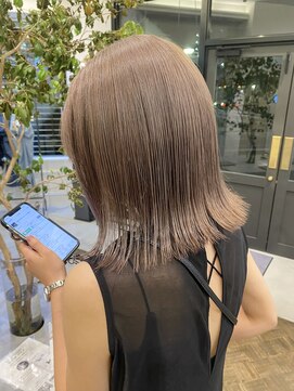 パークレーン アイス イヴェン(park lane ICI yeven) ブリーチカラー ミルクティーベージュ