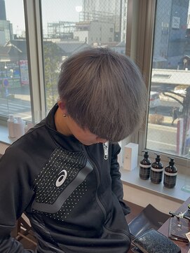 クール 大和八木駅前店(Coeur) シルバーグレーカラー