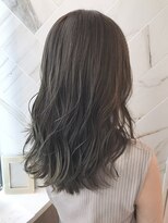 カノイ(KANOI)&nbsp;【イエベ秋】20代30代40代似合わせカーキベージュ♪