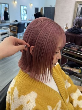 グリードヘアー(greed hair) baby pink × 切りっぱなしbob