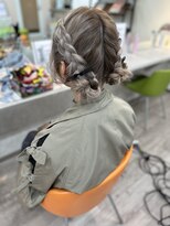 ウレア(ulea)&nbsp;ヘアセット/ヘアメイク/着付け/成人式/卒業式/メンズヘアセット