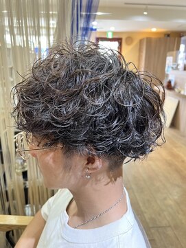 イノセンツ(Innocent'S) スパイラルパーマ