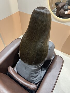 ユニ バイ ミリィ 四日市(uni by mily) 【uni馬場】オリーブベージュ/髪質改善/プレミアムTR/ロング