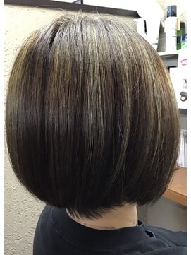 オッジヘアー(Oggi Hair) ハイライトショートボブ5月