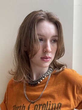 オアシスアヴェダ ザ・ペニンシュラ東京(OASIS AVEDA) ボブレイヤー・ベージュ・顔周りカット・銀座日比谷20代30代