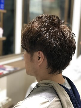 ラブリッシュ(LOVERICHE) お客様スタイル 30代男性 ツーブロックウルフパーマスタイル