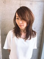 トーリ(tohri)&nbsp;軽やかなフェミニンセミロング