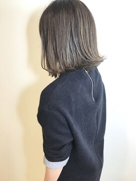 セライロ 千葉(celilo) 『千葉駅celilo』ケアブリーチでハイライト☆カーキベージュ♪