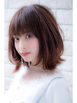 ヘアーアートシフォン 池袋西口店(Hair art chiffon) メルトカラーのベージュカラーで厚めバングの似合わせカット