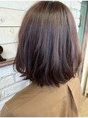 切りっぱなしボブのパープルベージュ