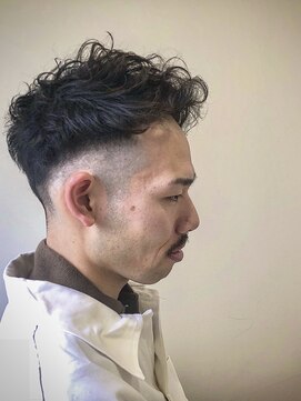 ダグラスヘア サウスサンズ 岐阜 茜部(Douglas hair South sun's) くしゃフェード