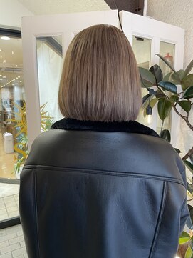 ヘアプレイスソル (HAIR PLACE SoL) トリプルカラーでつくるハイトーンベージュ