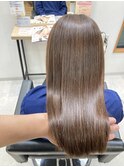 絹髪再現 美髪ストレートヘア(30代前半・くせ毛改善)