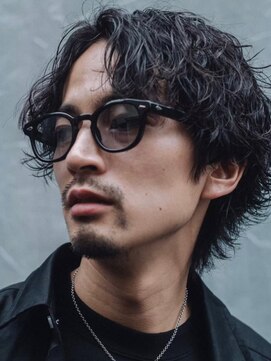 オルト(Altn) 大人の波巻きスパイラルパーマミディアムロングメンズカットヘア