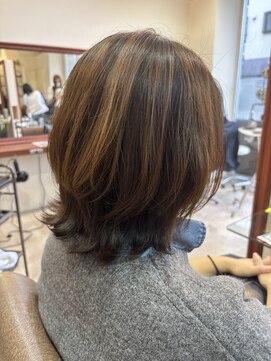 美容室ステラ　坂戸駅前店 外はねミディアム［坂戸］