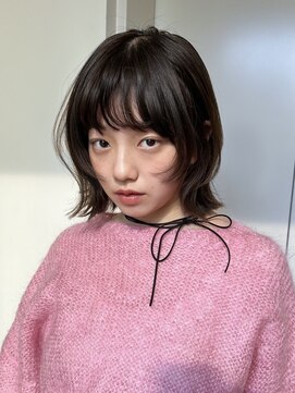 ローネス(LONESS) ウルフボブ 外ハネボブ 切りっぱなしボブ レイヤーボブ