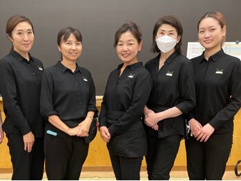 キモノクイーン(KIMONO QUEEN)の写真/着物コンシェルジュがいるから初めてでも安心★一番似合う着物や小物を一緒に選んでくれる♪着崩れしない◎