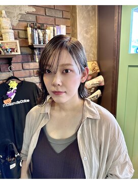 ドルチェ(Dolce) 外ハネbob×Olive beige