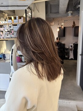 ブランシュ(Blanche) ハイライト、バレイヤージュ