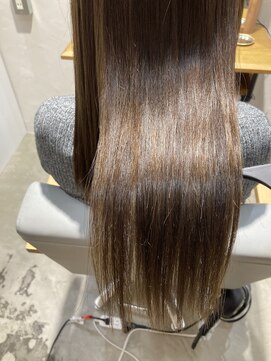 ユーリカ リチェルコ 四天王寺前夕陽ケ丘店 美髪ハイトーンカラー