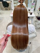 キャパ(CAPA)&nbsp;透明感ベージュ×美髪ストレートロング（茅ヶ崎／髪質改善）