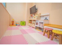 HASAMI .Lab【5月上旬OPEN(予定)】の雰囲気(キッズスペースの横でカット★ママはHPの詳細を)