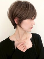 ザ ライト バイ アストレア(The Light by Astraea) 顔まわり×ショートボブ