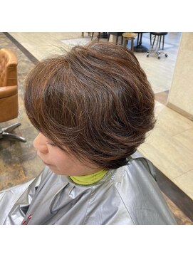 クイーンズゲート RITZ店(Queens's gate) 白髪ぼかしハイライト