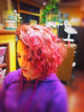 ヘアールーム ラバ(Hair room LABA) ド派手に決めました！！