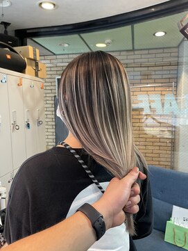 ラフ(LAFF) #バレイヤージュ#グレージュカラー#ボブウルフ#ココアベージュ