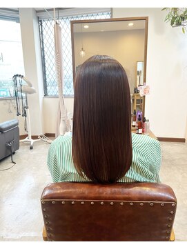 スアバイキキ(SuA by kiki.) レイヤーボブ/外ハネボブ/大人ショート/ニュアンスカラー[千葉〕