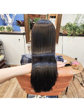 エルムトウキョウ(ELM Tokyo) ツヤツヤ☆縮毛矯正＆髪質改善トリートメント☆