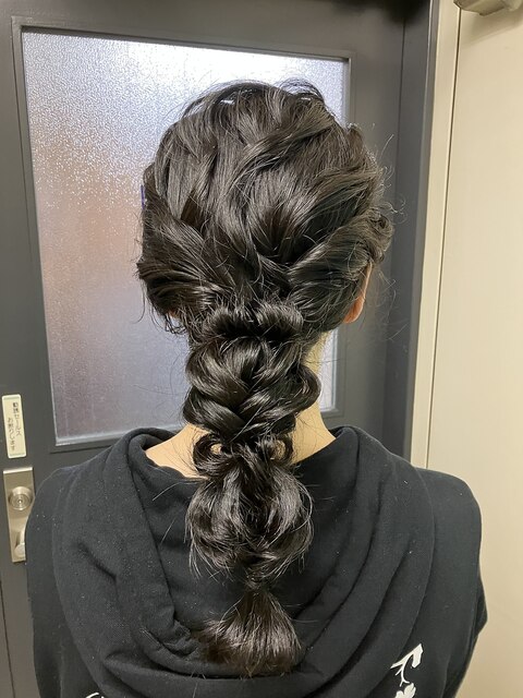 お呼ばれヘアセット