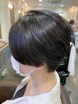 ドラマチックヘア 川鶴店 ハンサムショート