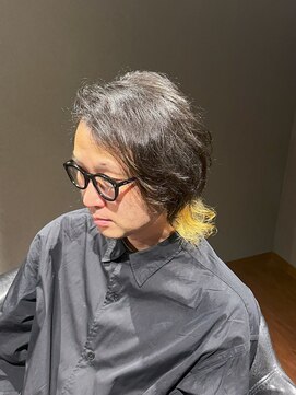 ビーダンディー(Bee dandy) ビジネスミディアムロングウルフ メンズインナーカラー