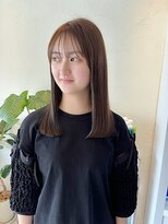 リベラル(liberal)&nbsp;赤味消し透明感ベージュ切りっぱなし ミディアム【20代/30代】