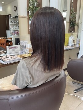 コアフィールフィス(COIFFURE fils) 【見附　今町】ストレート　似合わせカット　ナチュラル