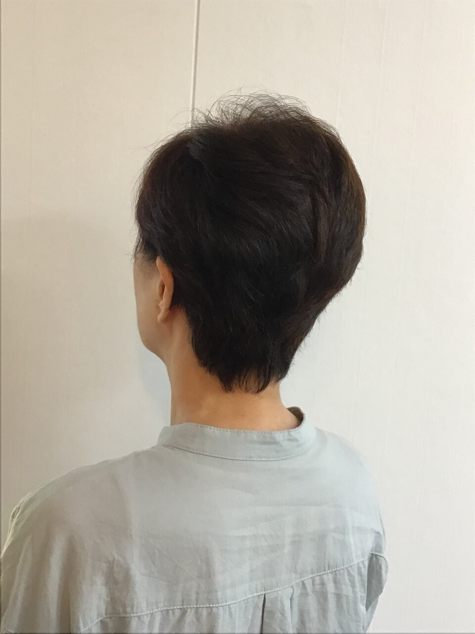 カット+リタッチ(白髪染め)+トリートメント※当店で染めて2か月以内の方。