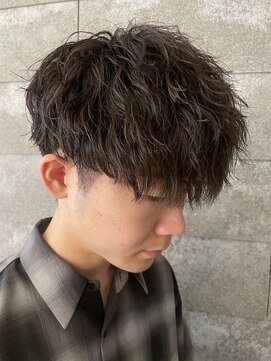 ニアウ 伊勢崎連取店(Niau) メンズマッシュツイストスパイラルパーマメンズパーマ