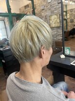 ヘアーラウンジ アンフィ 井土ヶ谷(Hair Lounge Anphi)&nbsp;シルバーブロンド