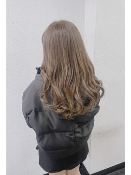 ジェナ(Jena) パールシルバーカラー