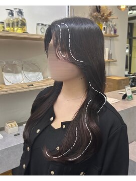 ナイロ(NiLO) 横顔も可愛いくびれ巻きヘア