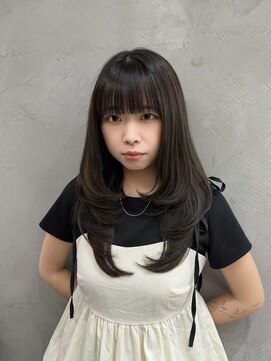 ジーナ 梅田茶屋町(Zina) ハッシュカット×カーキグレージュ